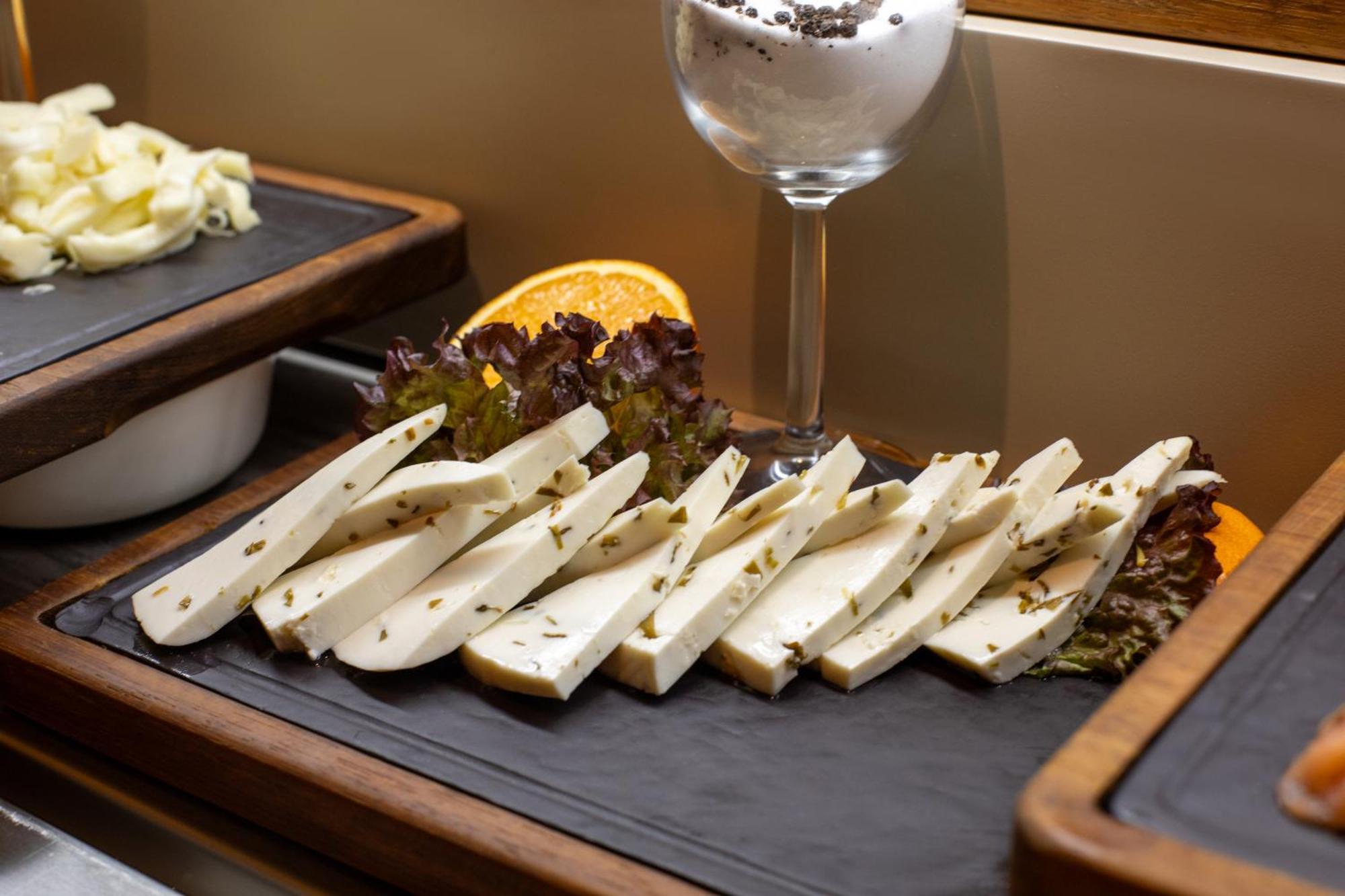 Bentley Hotel Old City-Special Class Estambul Exterior foto Idiazabal cheese
