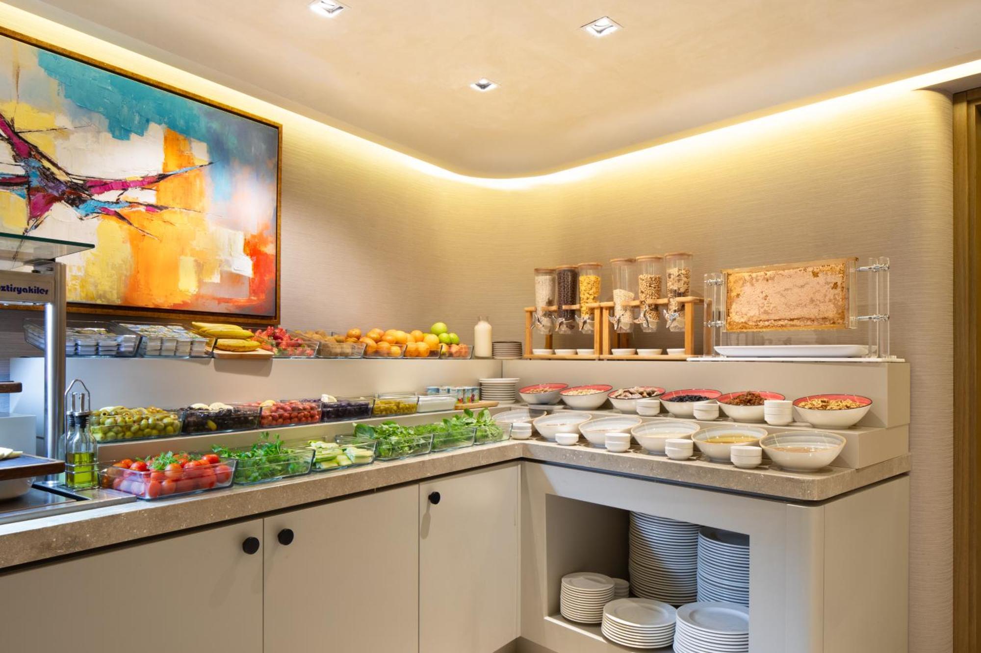 Bentley Hotel Old City-Special Class Estambul Exterior foto A buffet at a hotel