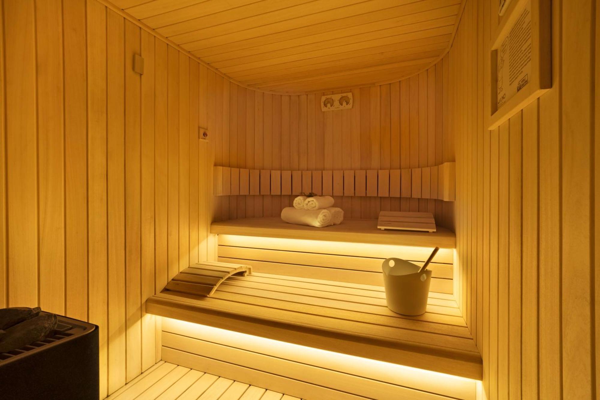 Bentley Hotel Old City-Special Class Estambul Exterior foto A Finnish sauna