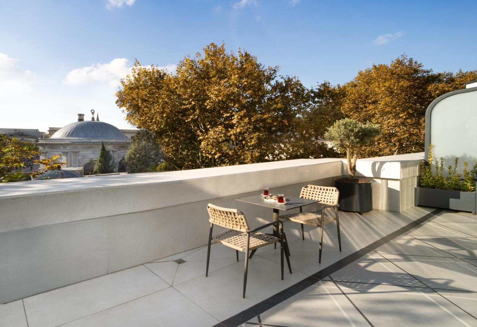 Bentley Hotel Old City-Special Class Estambul Exterior foto Roof terrace